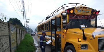 Circulación de transporte extraurbano requiere autorización del Ministerio de Comunicaciones