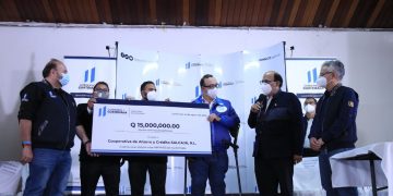 PAG cheque 15 millones