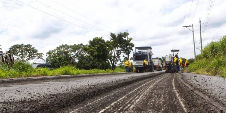 Mejoramiento tramo carretero en Escuintla