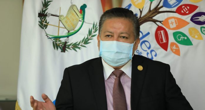 Ministro de Desarrollo: “El Bono Familia está llegando a las manos de los beneficiarios, se garantiza la transparencia”