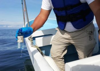 Ambiente entrega guía práctica sobre cuidado del agua, suelo y bosque