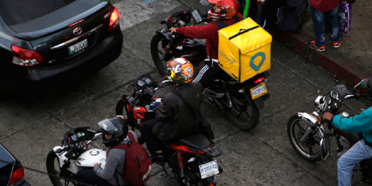 Ciudad brasileña aprueba ley para dignificar a empleados domiciliarios