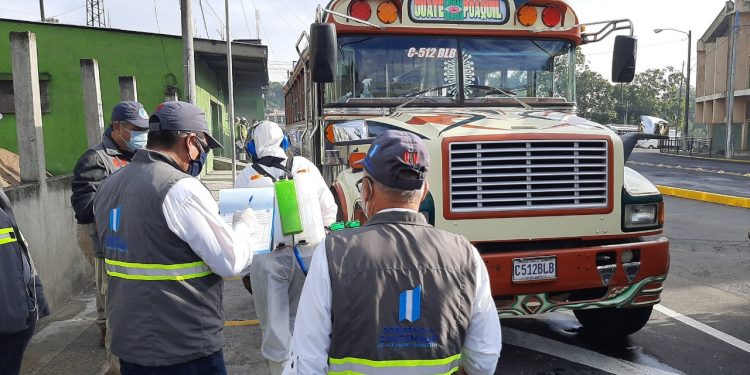 DGT verifica ensayos y cumplimiento de protocolo del transporte extraurbano