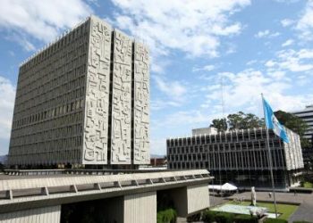 Mandatario destaca recuperación de la economía y remesas