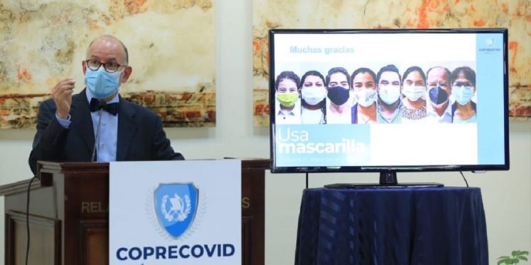 Conferencia Edwin Asturias