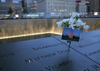 Estados Unidos recuerda a las víctimas de los atentados del 11 de septiembre de 2001