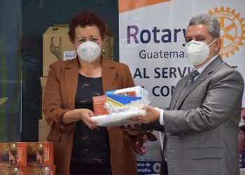 Donación Club Rotario.
