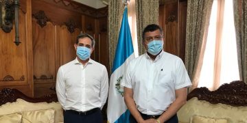 Foto: Vicepresidencia/Vicepresidente Guillermo castillo se reunión con Ricarso Rapallo, representante de la FAO en Guatemala.