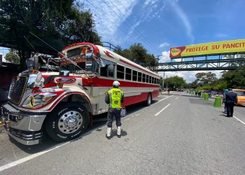 Municipalidad de Guatemala verifica ensayos del transporte extraurbano