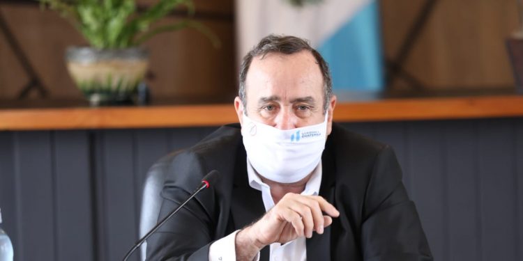 Presidente Alejandro Giammattei
