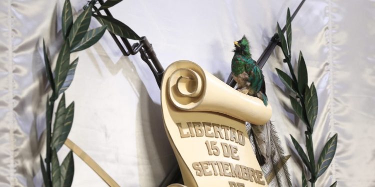 Escudo de armas del Palacio Nacional de la Cultura