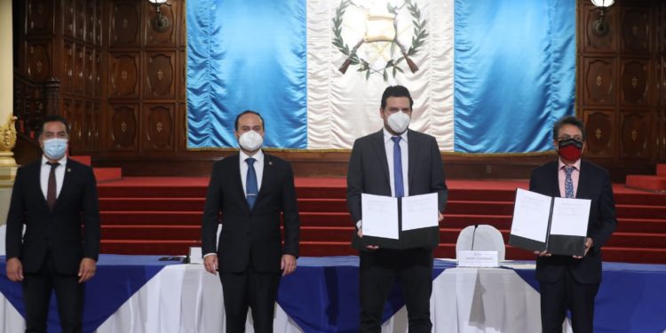 Guatemala y Estados Unidos suscriben ampliación de acuerdo para visas temporales