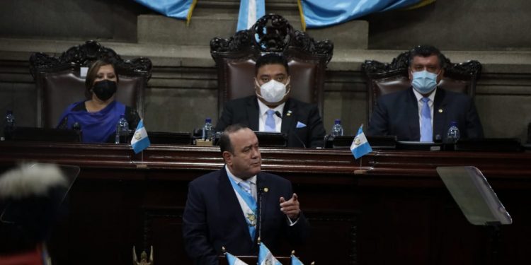 Presidente participa en Sesión Solemne para conmemorar los 199 años de independencia