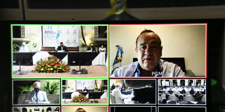 Presidente Giammattei: “En 2021 los consejos de desarrollo se convertirán en el motor de la economía”