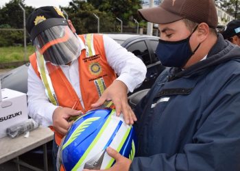 PNC desarrolla campaña de educación vial a motoristas