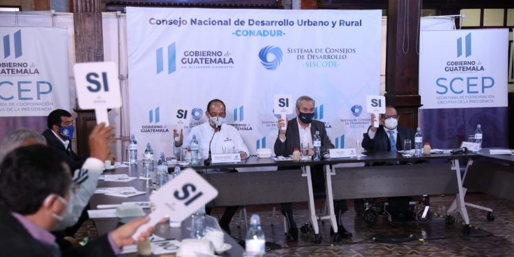 Autoridades plantean agenda para reunión de Conadur