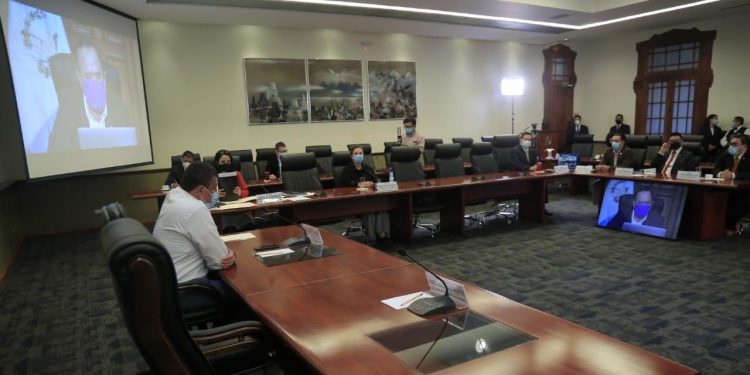 Presidente Alejandro Giammattei dirige de forma virtual el Consejo de Ministros