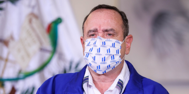 presidente Alejandro Giammattei