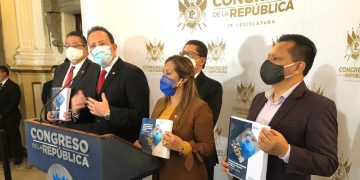 Minfin presenta proyecto de presupuesto 2021 por 99 mil 700 millones de quetzales