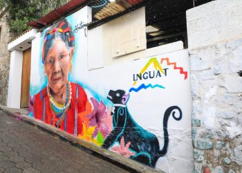 Disfrute del colorido y la famosa cerámica de San Antonio Palopó