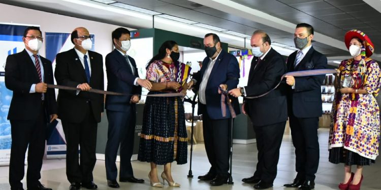 Inauguran segunda fase de expoartesanías Mi pueblo, Mi Producto