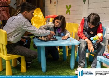 Campaña “Abre tu corazón” busca impulsar adopciones de menores de edad