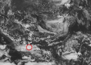 Sorpresiva caída de granizo en Quetzaltenango