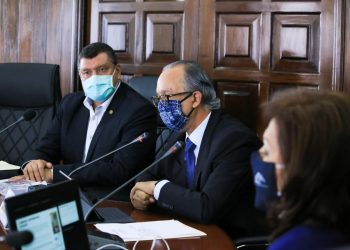 Mesa de promoción del turismo