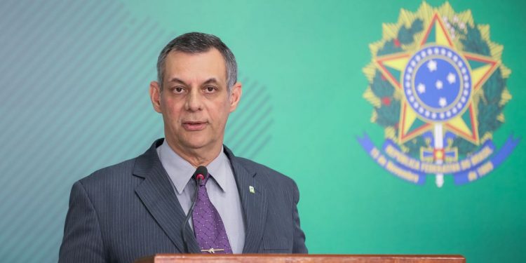 Destituyen a portavoz de la Presidencia de Brasil