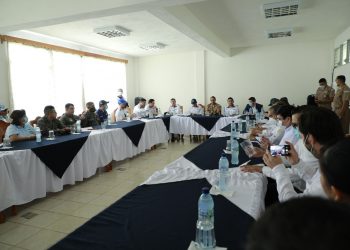 Autoridades de Gobierno supervisan Proyecto Centro Logístico del Sur