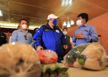 Ejecutivo colocará sello blanco en productos locales para combatir la pobreza