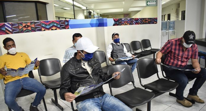 Promueven oportunidades laborales para guatemaltecos, en el exterior