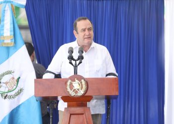 Presidente Giammattei salud Retalhuleu
