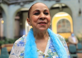 Gloria Marina artista