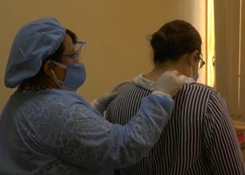 Disminuyen casos activos de COVID-19 en el país