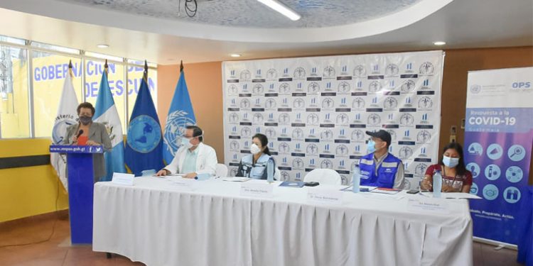 Comadronas son fortalecidas con equipo de protección