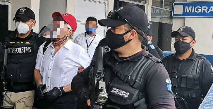 Julio César Macías López