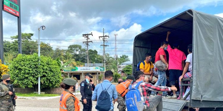 Gobierno de Guatemala ha brindado apoyo a hondureños en el retorno a su país