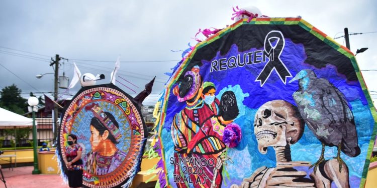 Festival de barriletes gigantes: Población pudo apreciar la tradición a distancia