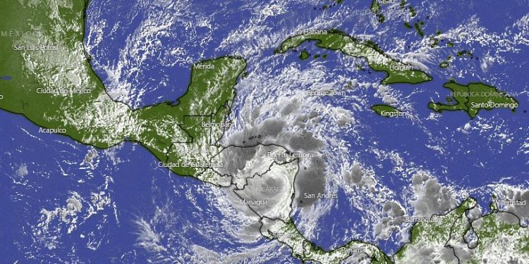 Cuáles son las categorías que se usan para clasificar los huracanes