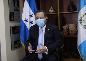 Presidente de Guatemala y Honduras abordarán el tema del bicentenario de Centroamérica