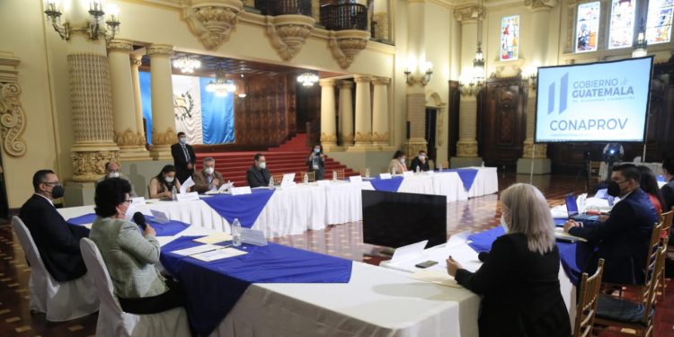 Lanzan programa Redes Comunitarias de Protección para Personas Adultas Mayores