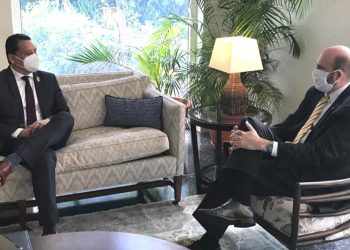 Embajador estadounidense y G13 reafirman apoyo a Guatemala para combatir corrupción