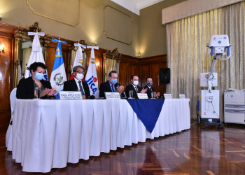 Japón dona equipo para la atención de pacientes con COVID-19
