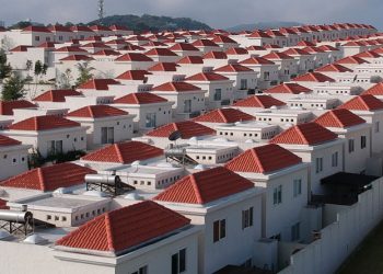 Gobierno impulsará leyes para fortalecer y otorgar vivienda en Guatemala