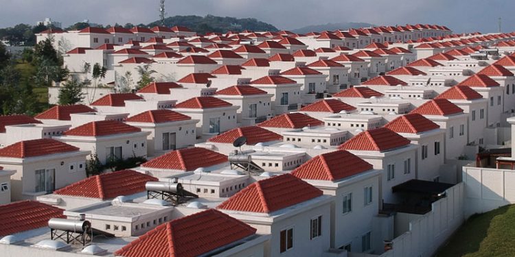 Gobierno impulsará leyes para fortalecer y otorgar vivienda en Guatemala