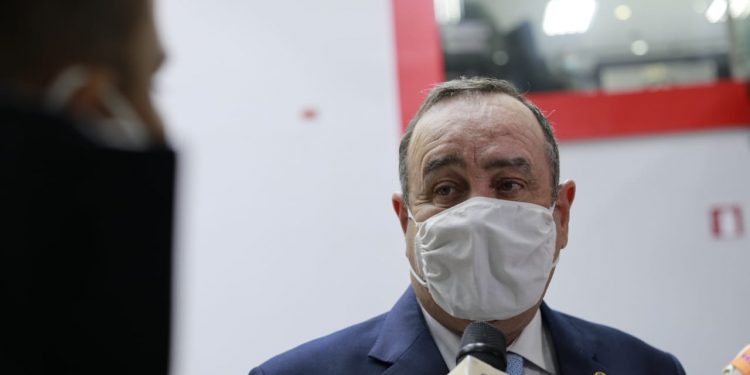 Presidente Giammattei: “Esperamos lluvias durante las próximas 36 o 48 horas”