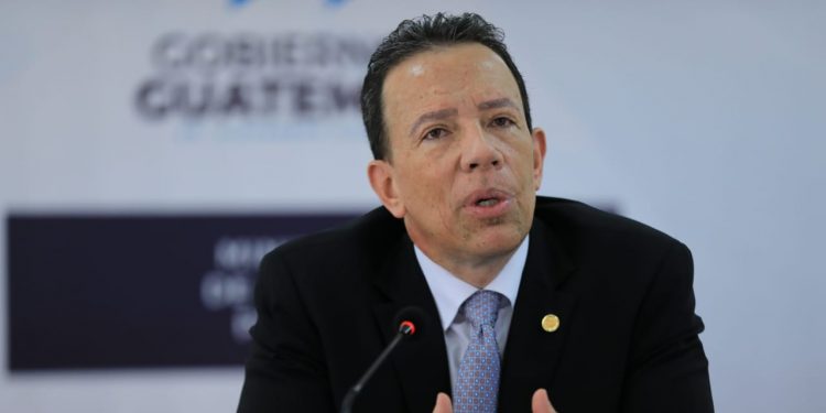 Alvaro González Ricci, Ministro de Finanzas