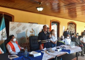 Presidente dirige operaciones de emergencia en Huehuetenango