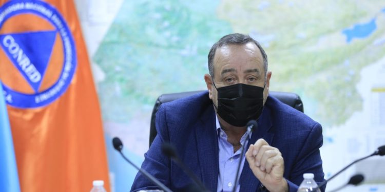 Guatemala inicia plan de reconstrucción tras paso de la depresión Eta